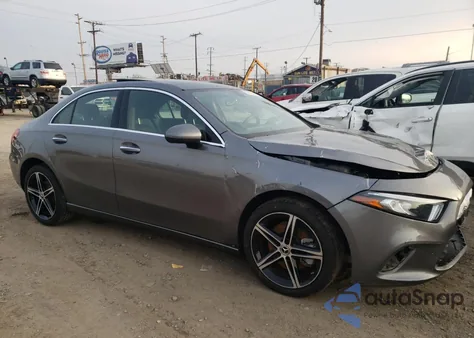 2021 Mercedes-Benz A 220 z USA, uszkodzony, nr VIN W1K3G4EB6MJ316826